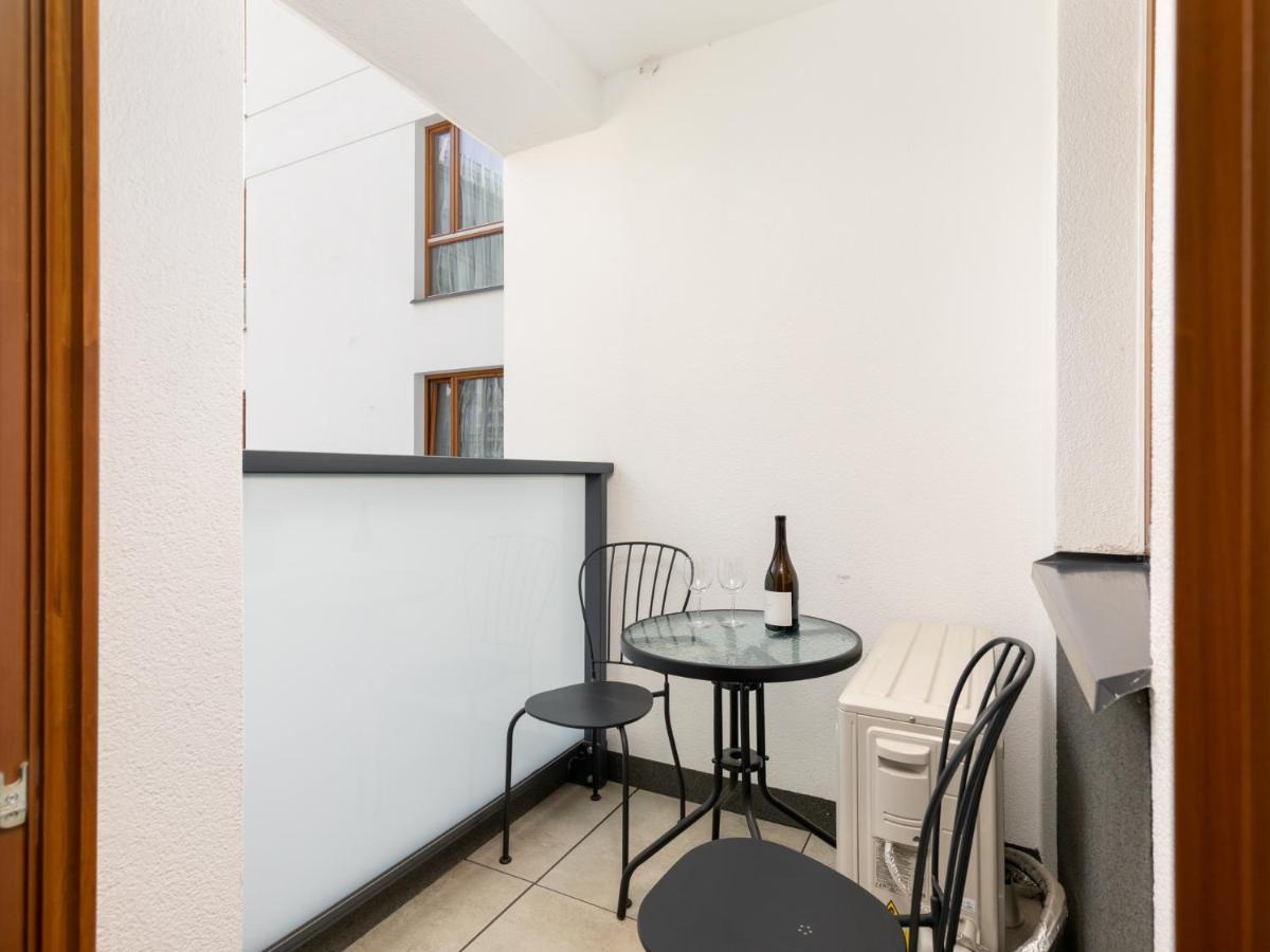 Karolkowa 28 II - Premium Apartments With Balcony By Noclegi Renters ワルシャワ エクステリア 写真