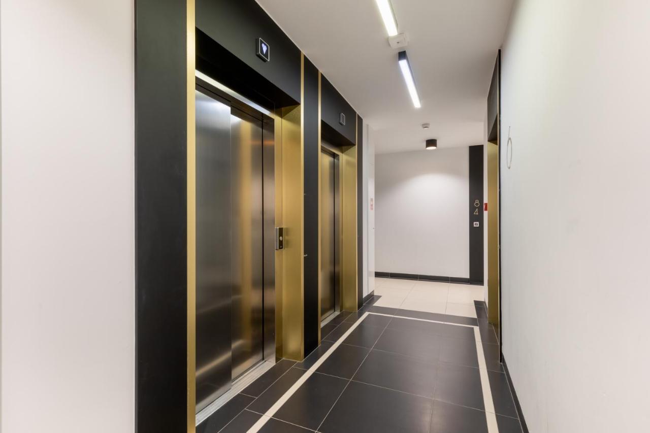 Karolkowa 28 II - Premium Apartments With Balcony By Noclegi Renters ワルシャワ エクステリア 写真